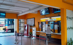 สถานีรถไฟมหาชัย